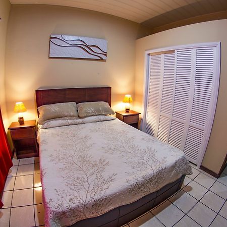 Apartamentos Valle Del Volcan La Fortuna Eksteriør billede