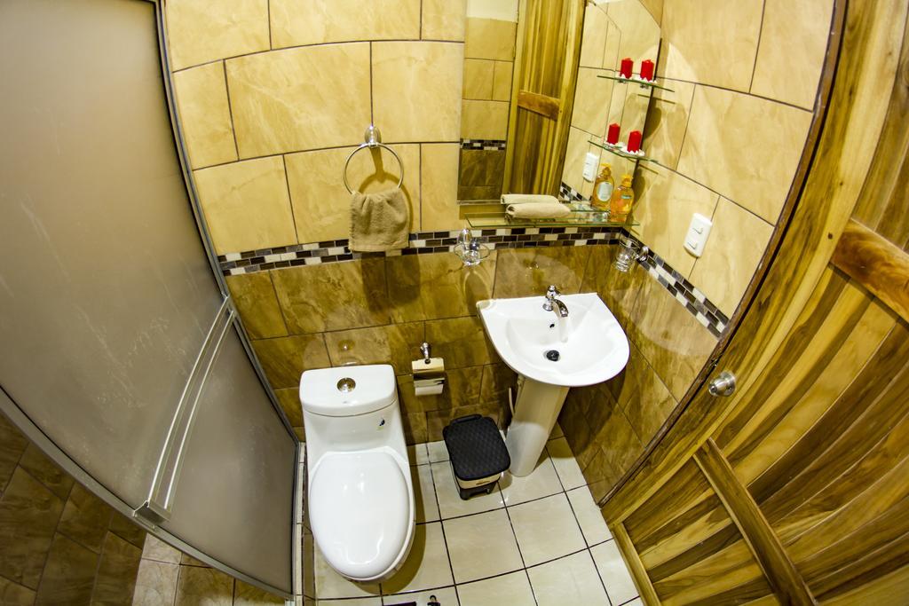 Apartamentos Valle Del Volcan La Fortuna Eksteriør billede