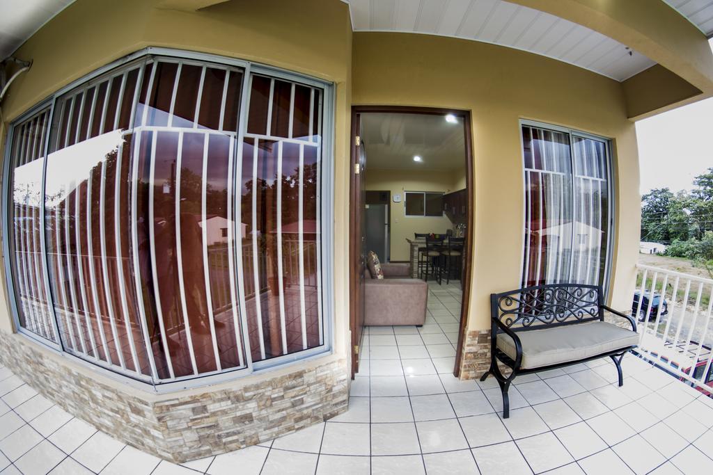 Apartamentos Valle Del Volcan La Fortuna Eksteriør billede